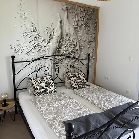 Zamzen Apartment